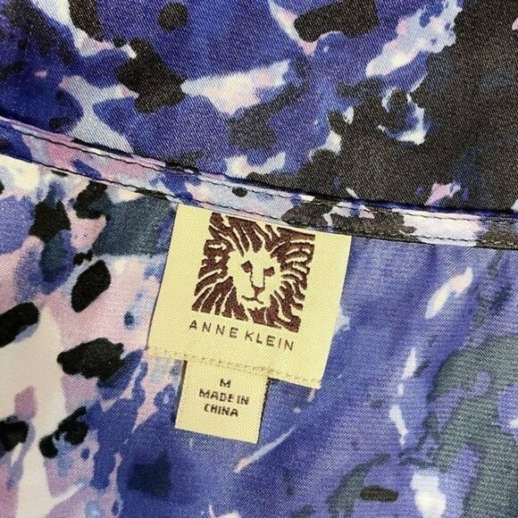 Anne Klein Watercolor Abstract Blouse Sleeveless Scoop Neck Purple Satin Top Med - Picture 3 of 7